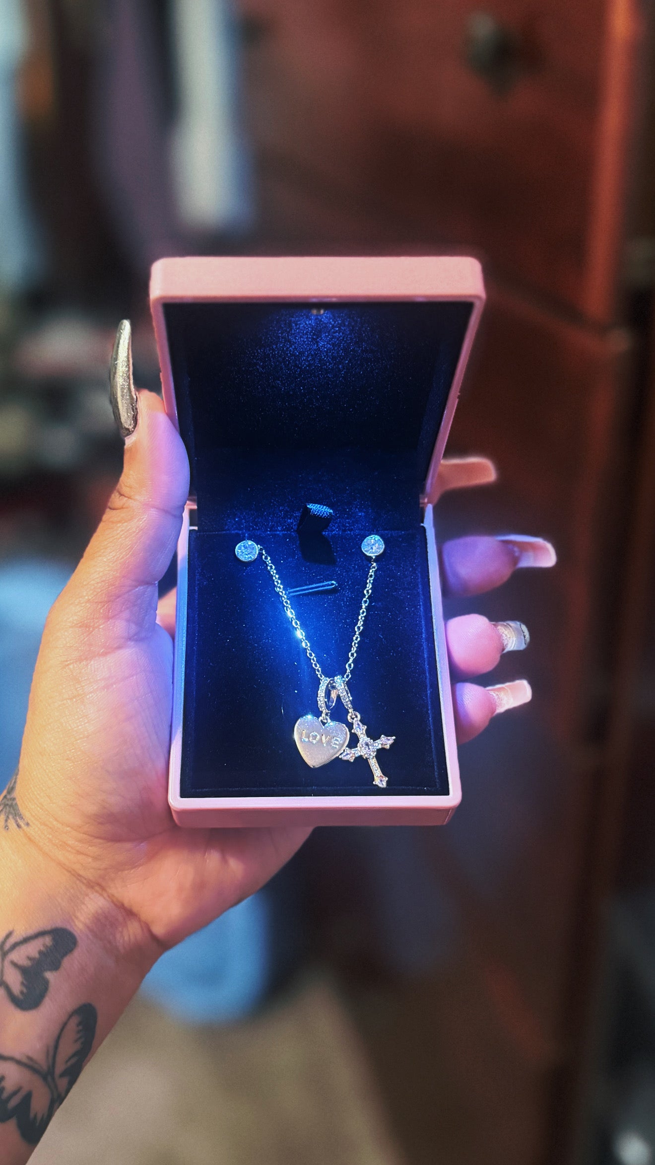 Cross w/Heart Lovely Necklace
