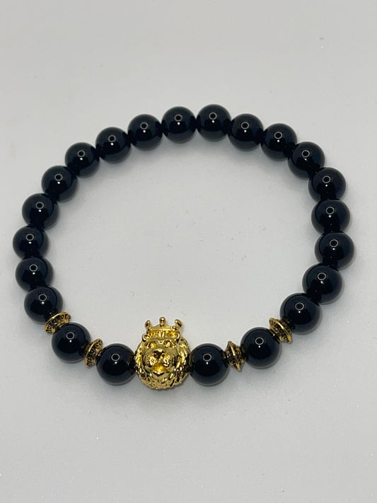 Lion w/ crown onyx black bead bracelet